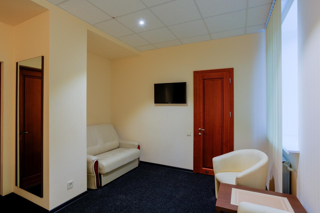 Comfort Hotel & Hostel Zaporizhia エクステリア 写真