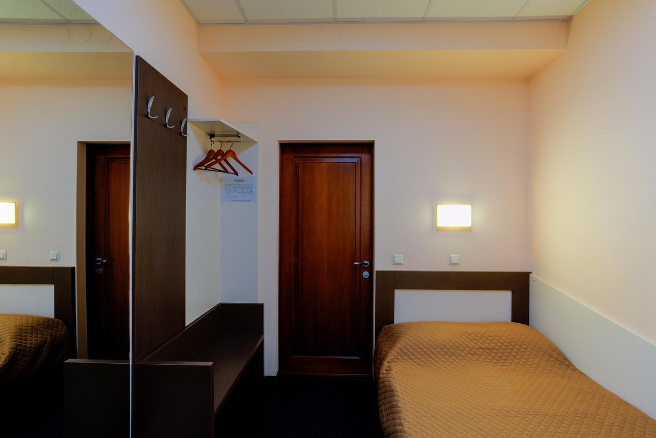 Comfort Hotel & Hostel Zaporizhia エクステリア 写真